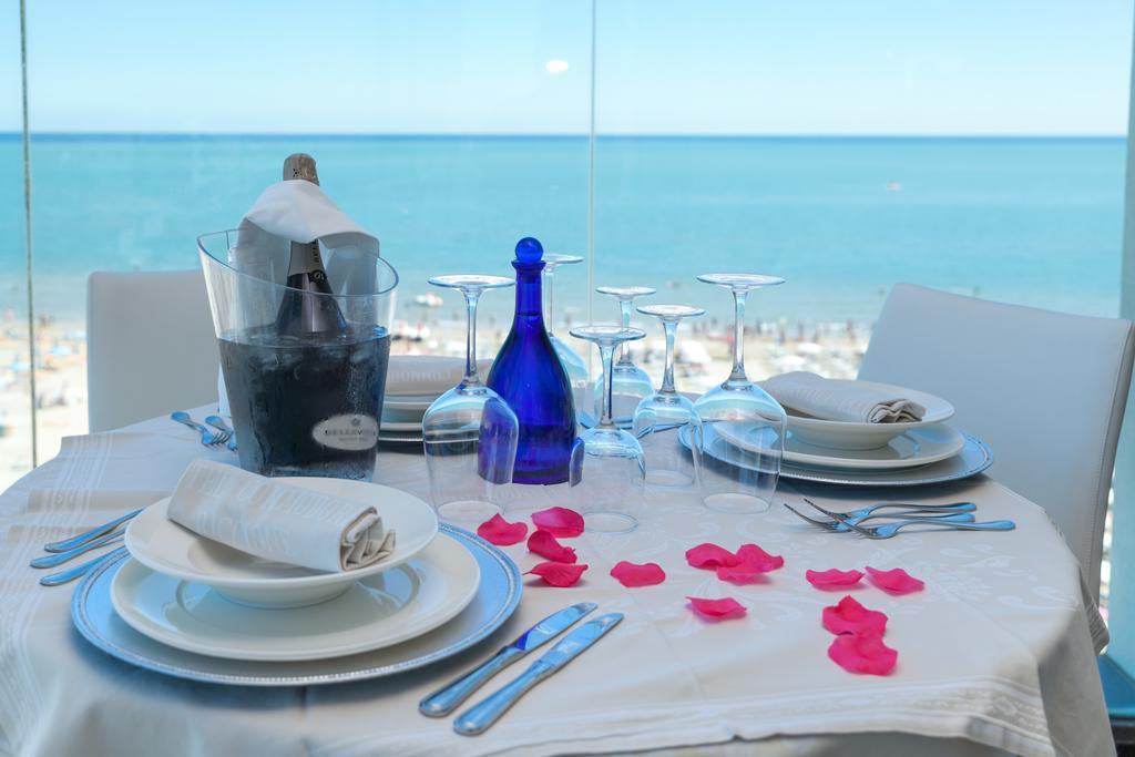 Hotel Commodore Riccione Exterior photo
