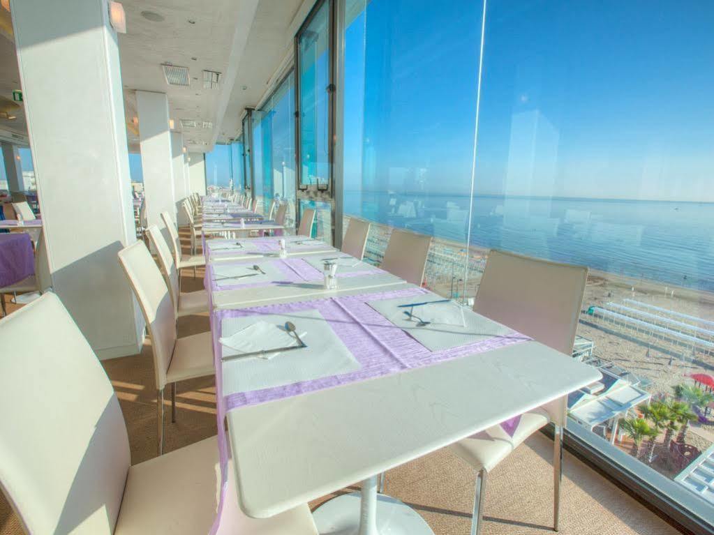 Hotel Commodore Riccione Exterior photo