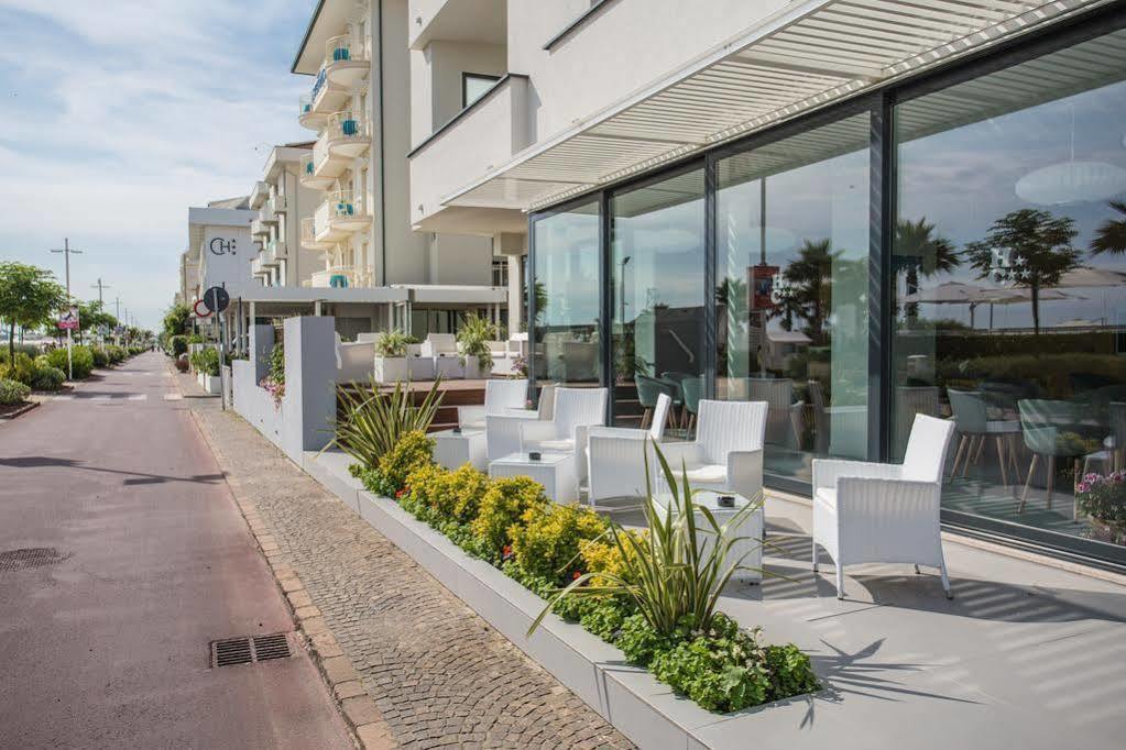 Hotel Commodore Riccione Exterior photo
